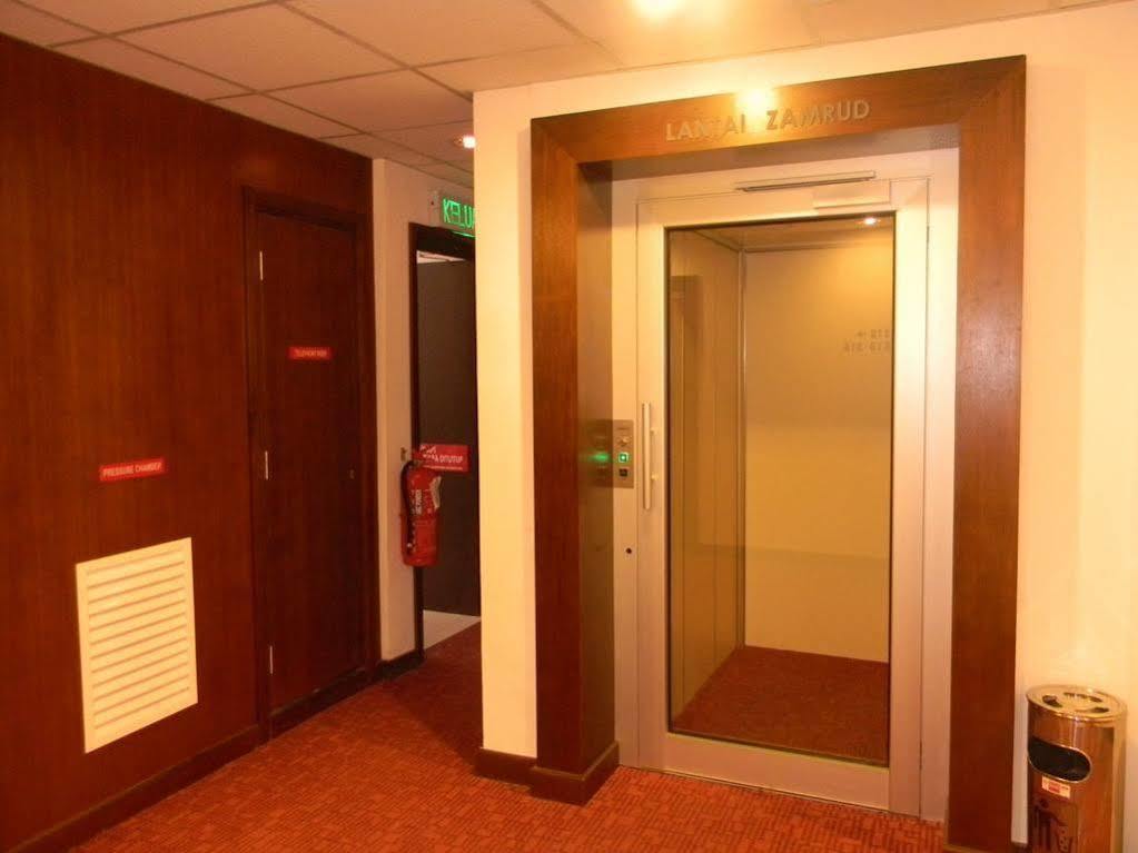 Jewels Hotel Кота-Бару Екстер'єр фото